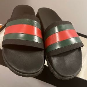 Gucci slides